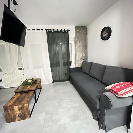 Centrico, Luminoso Y Equipado Apartment Madrid Luaran gambar