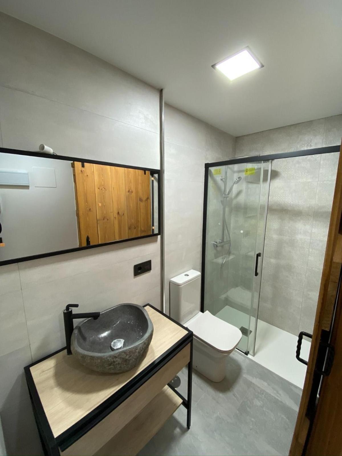 Centrico, Luminoso Y Equipado Apartment Madrid Luaran gambar