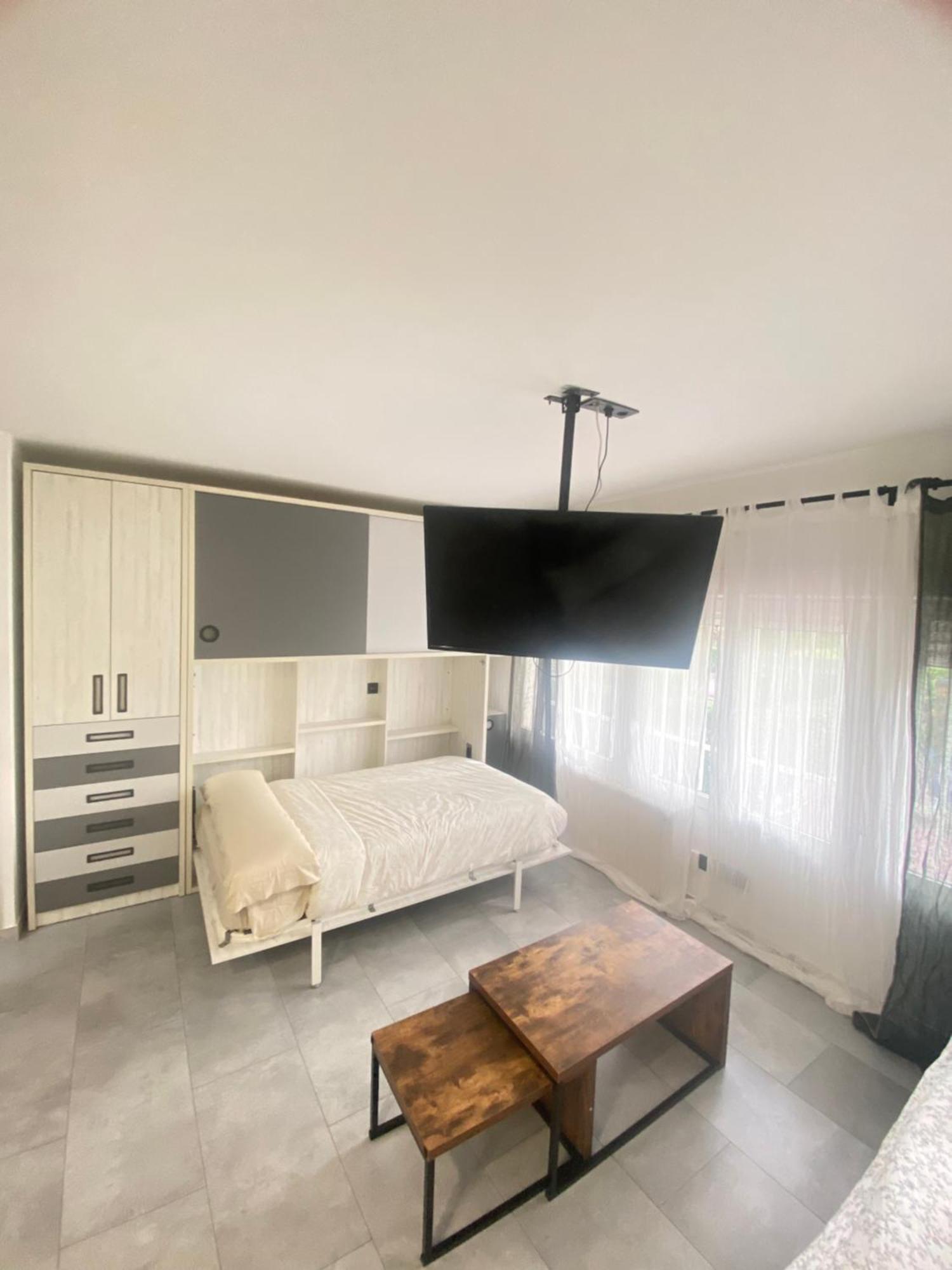 Centrico, Luminoso Y Equipado Apartment Madrid Luaran gambar
